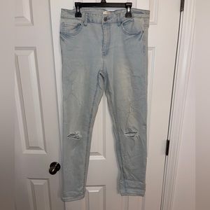 EUC Forever 21 Light Wash Distressed Jeans, Size 30